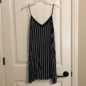 Final touch shift dress size M
